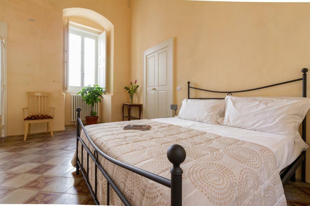 Bed and Breakfast Palazzo Cariddi Nardò Exterior foto